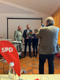 Gratulationen und Pressefoto